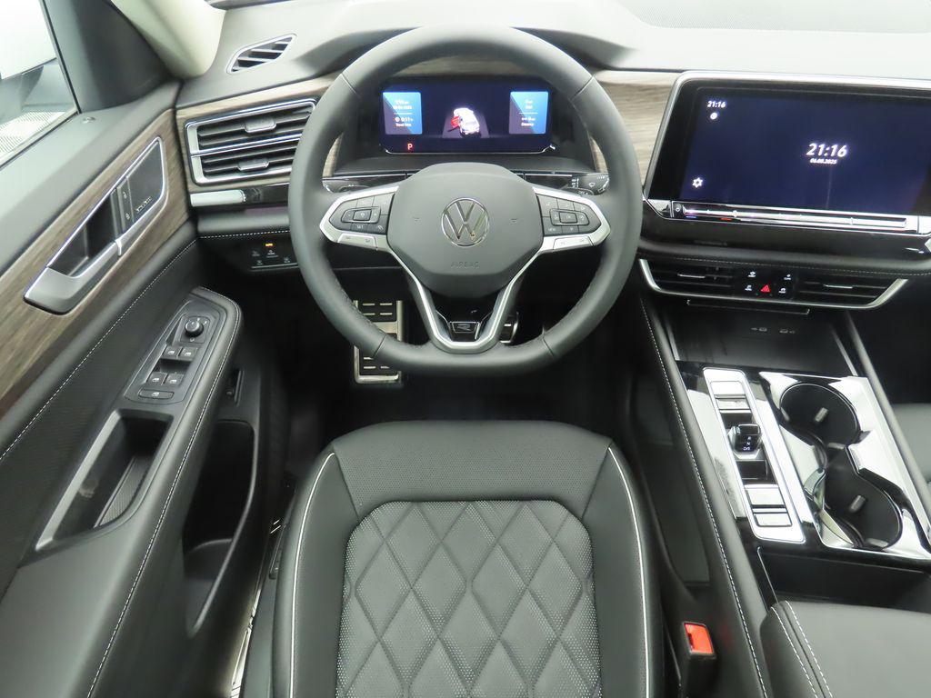 new 2025 Volkswagen Atlas car, priced at $53,499
