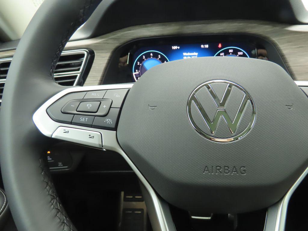 new 2025 Volkswagen Atlas car, priced at $53,499