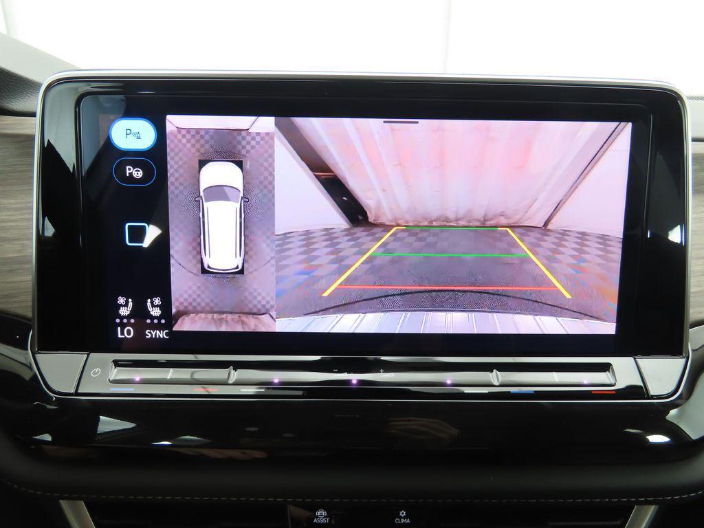 new 2025 Volkswagen Atlas car, priced at $53,499