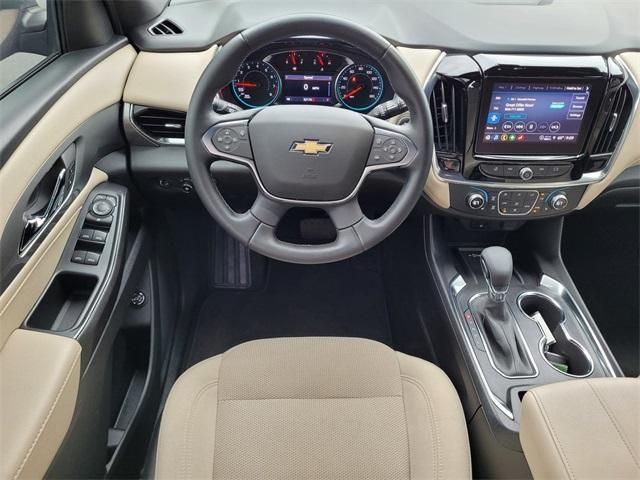 used 2023 Chevrolet Traverse car, priced at $32,988
