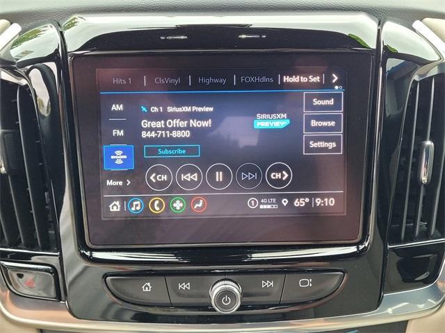 used 2023 Chevrolet Traverse car, priced at $30,994