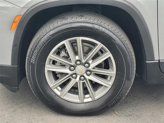 used 2023 Chevrolet Traverse car, priced at $32,988