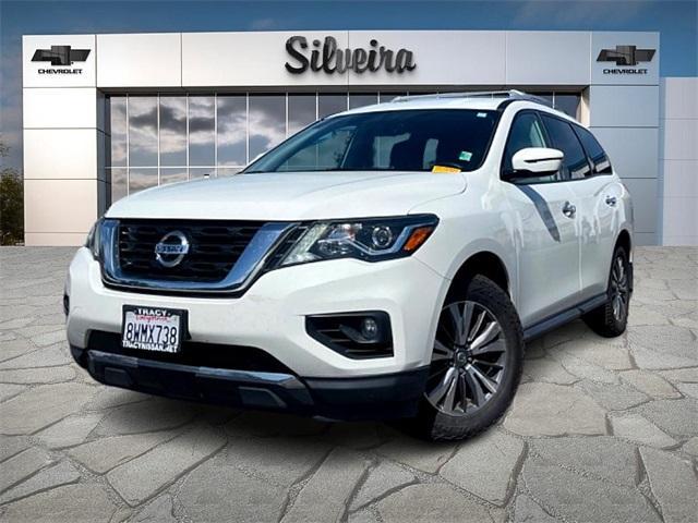 used 2020 Nissan Pathfinder car, priced at $21,994