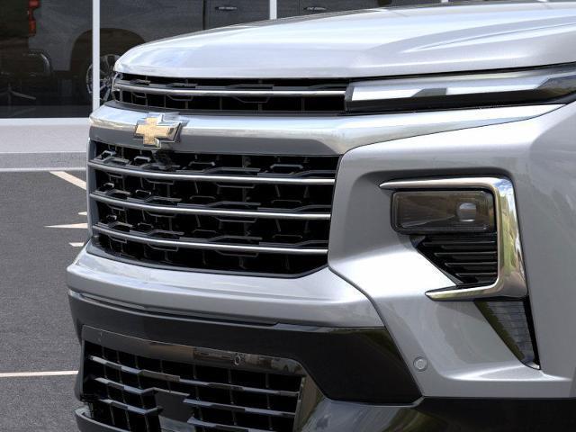 new 2025 Chevrolet Traverse car