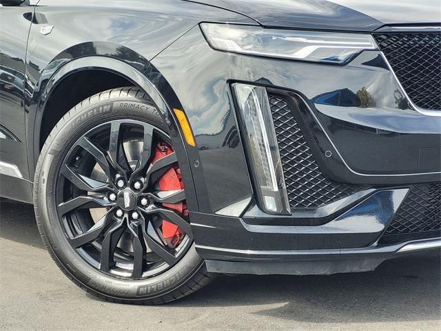 used 2023 Cadillac XT6 car, priced at $35,994
