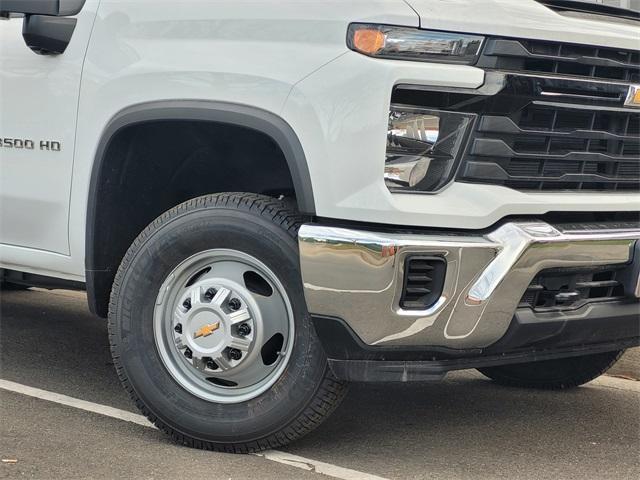 new 2025 Chevrolet Silverado 3500 car, priced at $73,554