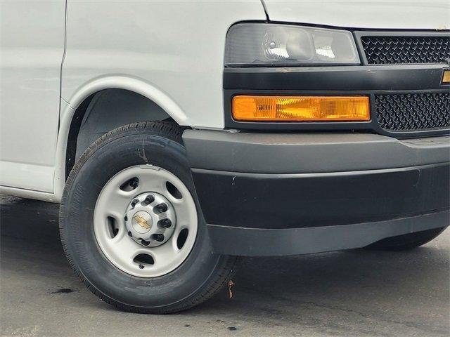 new 2025 Chevrolet Express 2500 car