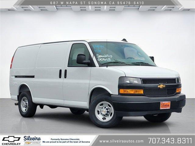 new 2025 Chevrolet Express 2500 car