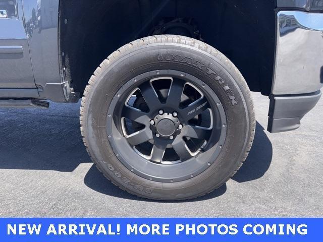 used 2018 Chevrolet Silverado 1500 car, priced at $30,892