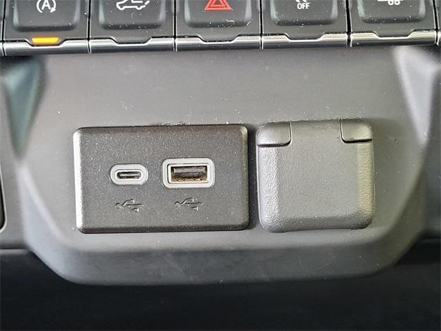 used 2024 Chevrolet Silverado 1500 car, priced at $27,994