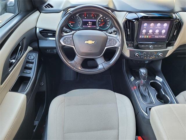 used 2022 Chevrolet Traverse car, priced at $29,894