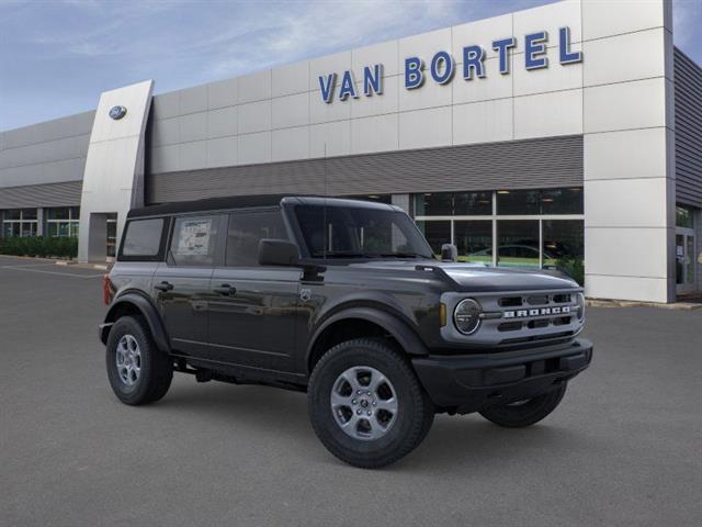 new 2025 Ford Bronco car, priced at $45,535