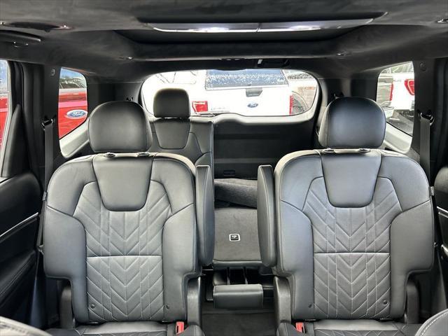 used 2023 Kia Telluride car, priced at $43,490