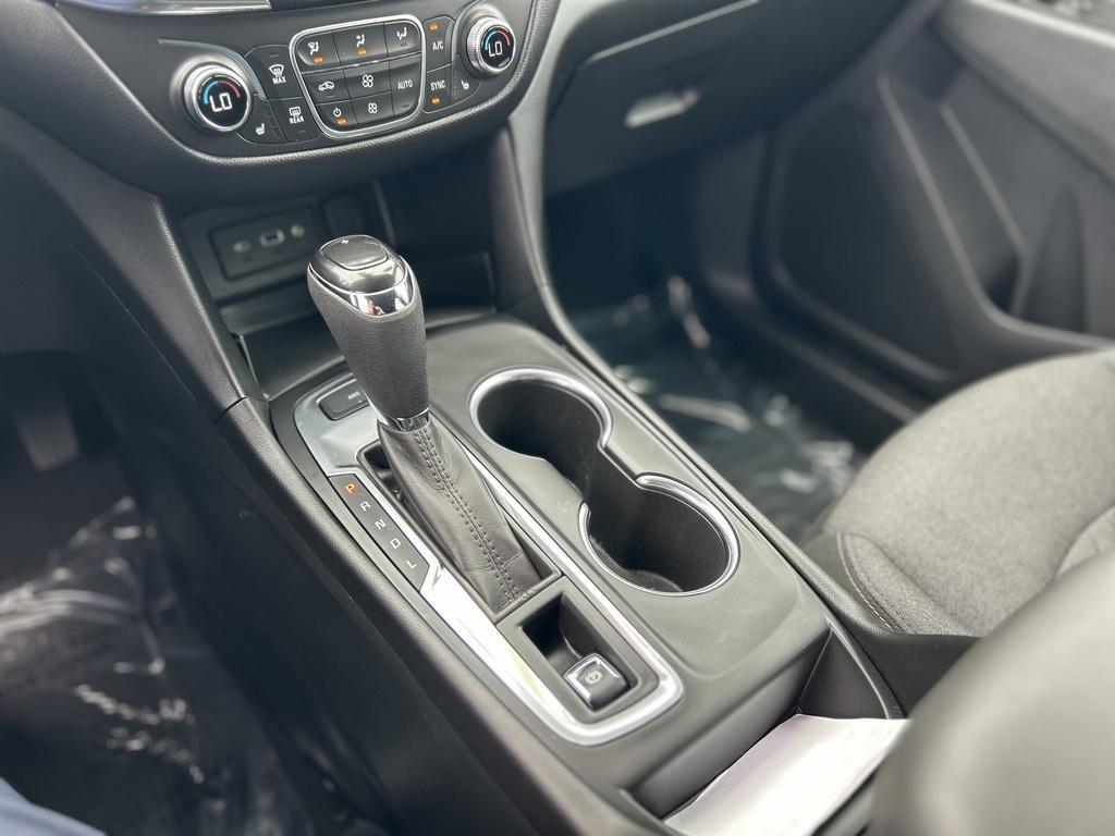 used 2020 Chevrolet Equinox car, priced at $20,990