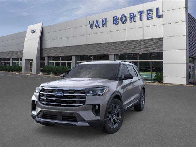new 2025 Ford Explorer car, priced at $49,222