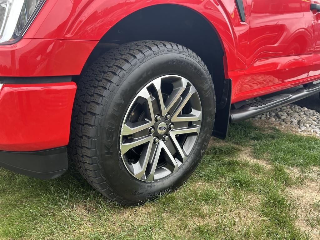 used 2021 Ford F-150 car, priced at $33,990