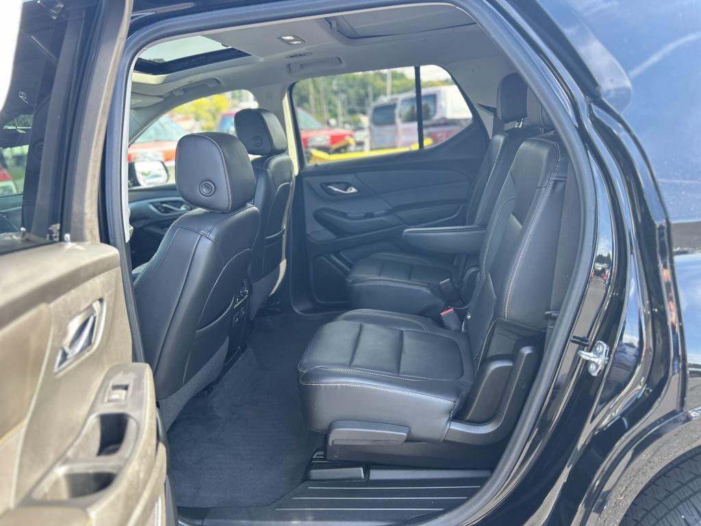 used 2020 Chevrolet Traverse car, priced at $29,990