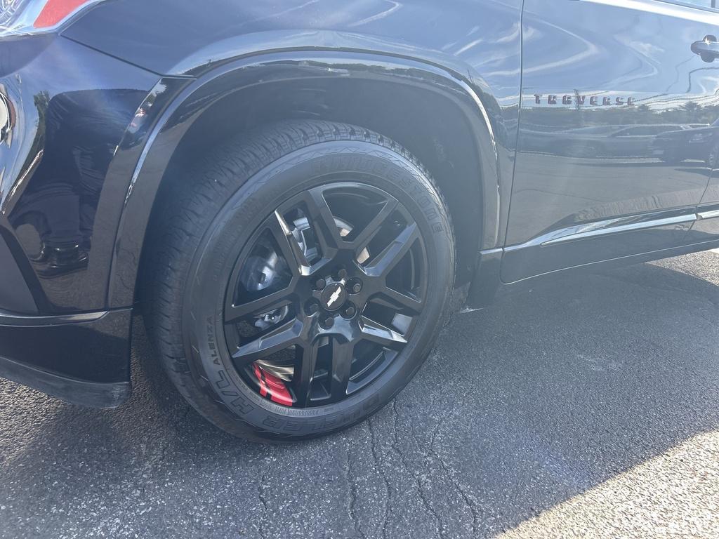 used 2020 Chevrolet Traverse car, priced at $29,990