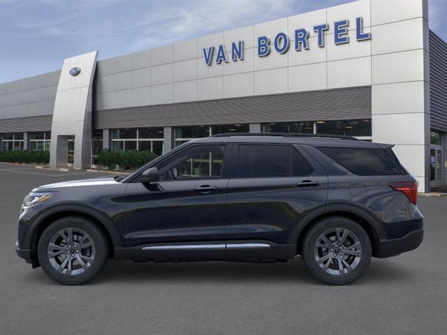 new 2025 Ford Explorer car, priced at $44,703