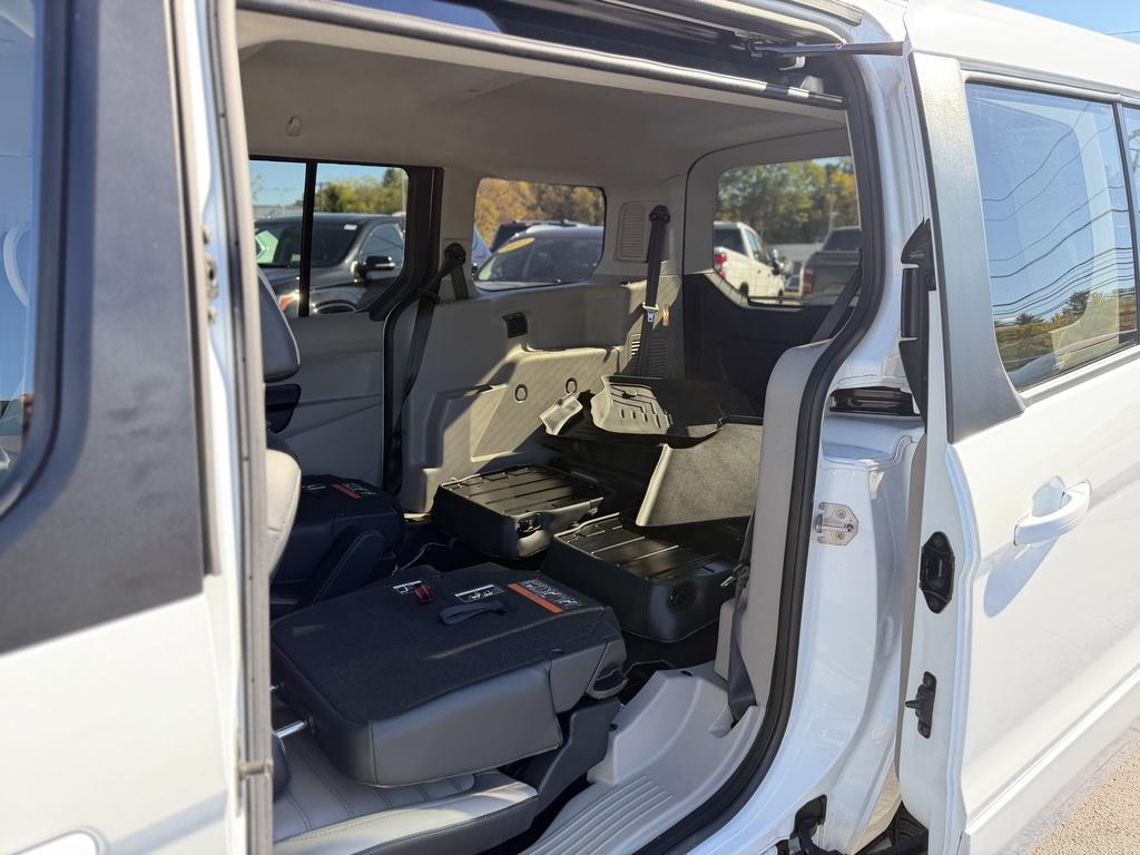 used 2023 Ford Transit Connect car, priced at $35,990
