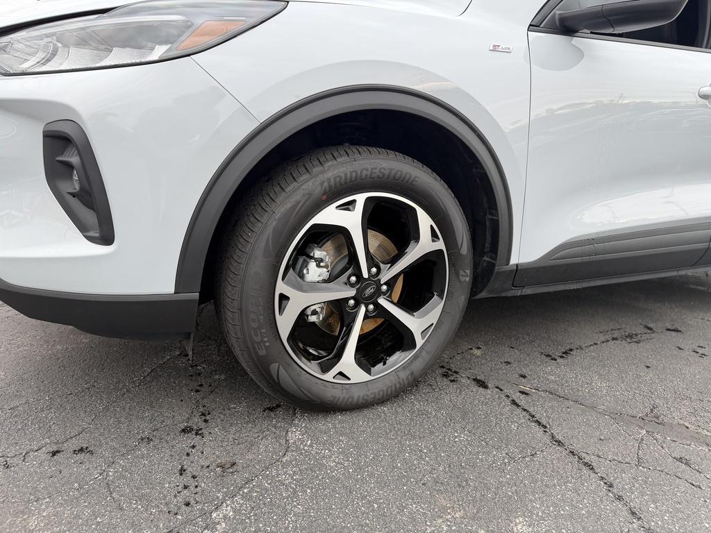 used 2025 Ford Escape car, priced at $35,190