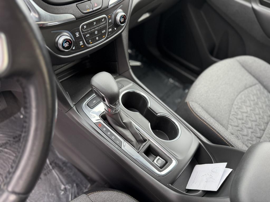 used 2022 Chevrolet Equinox car, priced at $21,990