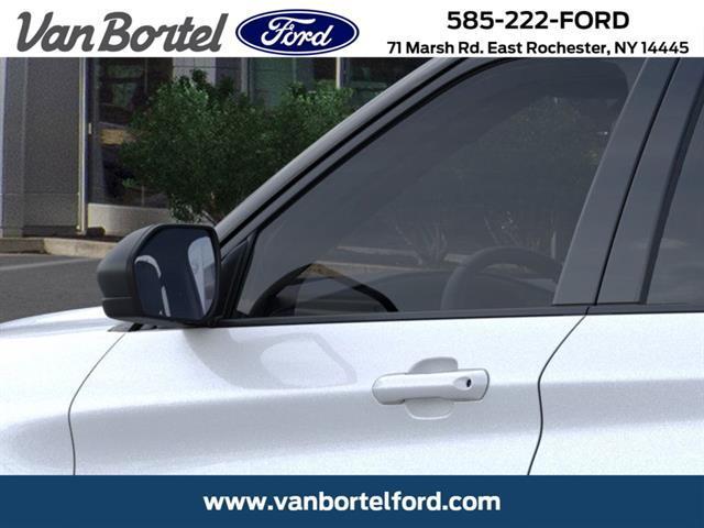 new 2025 Ford Explorer car, priced at $40,916