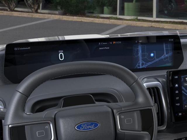 new 2025 Ford Expedition car, priced at $77,715