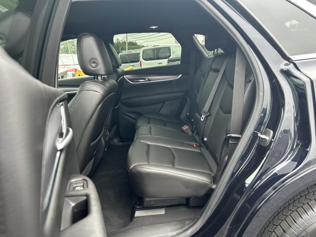 used 2021 Cadillac XT5 car, priced at $26,990