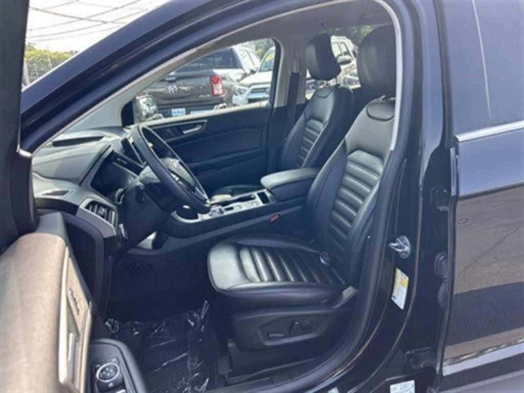 used 2022 Ford Edge car, priced at $26,990
