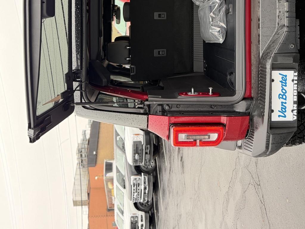 used 2025 Ford Bronco car, priced at $59,690