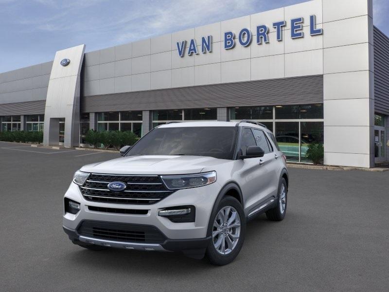 new 2024 Ford Explorer car, priced at $49,681
