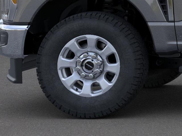 new 2025 Ford F-250 car, priced at $54,326