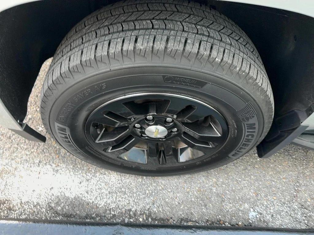 used 2017 Chevrolet Suburban car, priced at $31,495