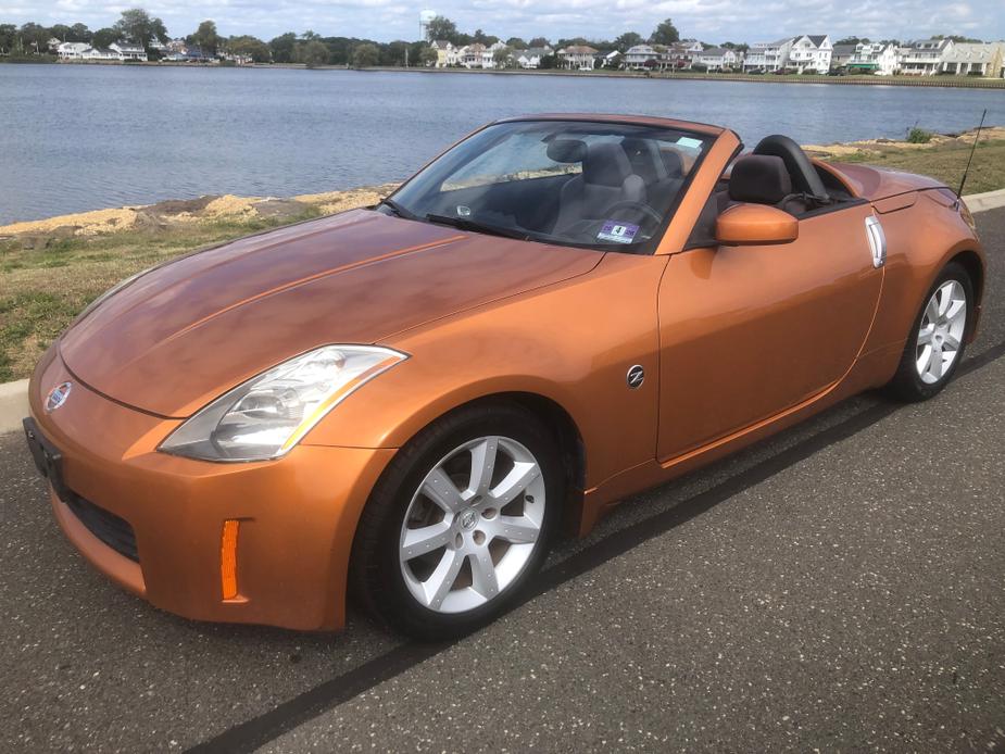 used 2004 Nissan 350Z car, priced at $9,500