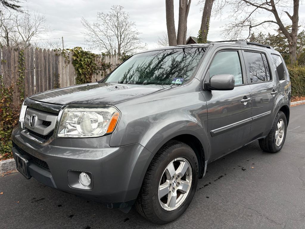 used 2011 Honda Pilot car, priced at $6,995