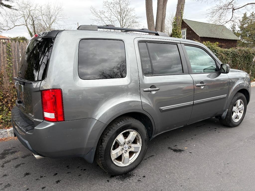 used 2011 Honda Pilot car, priced at $6,995