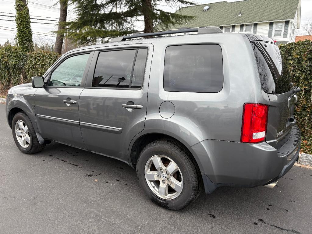 used 2011 Honda Pilot car, priced at $6,995