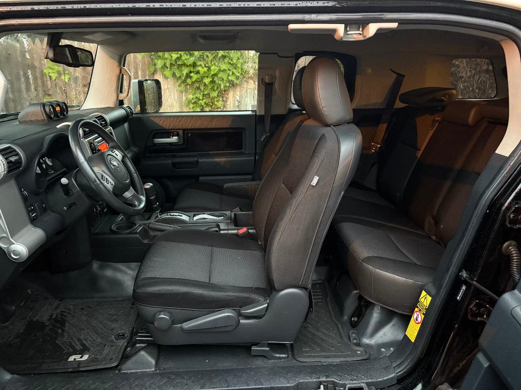 used 2011 Toyota FJ Cruiser car, priced at $23,995