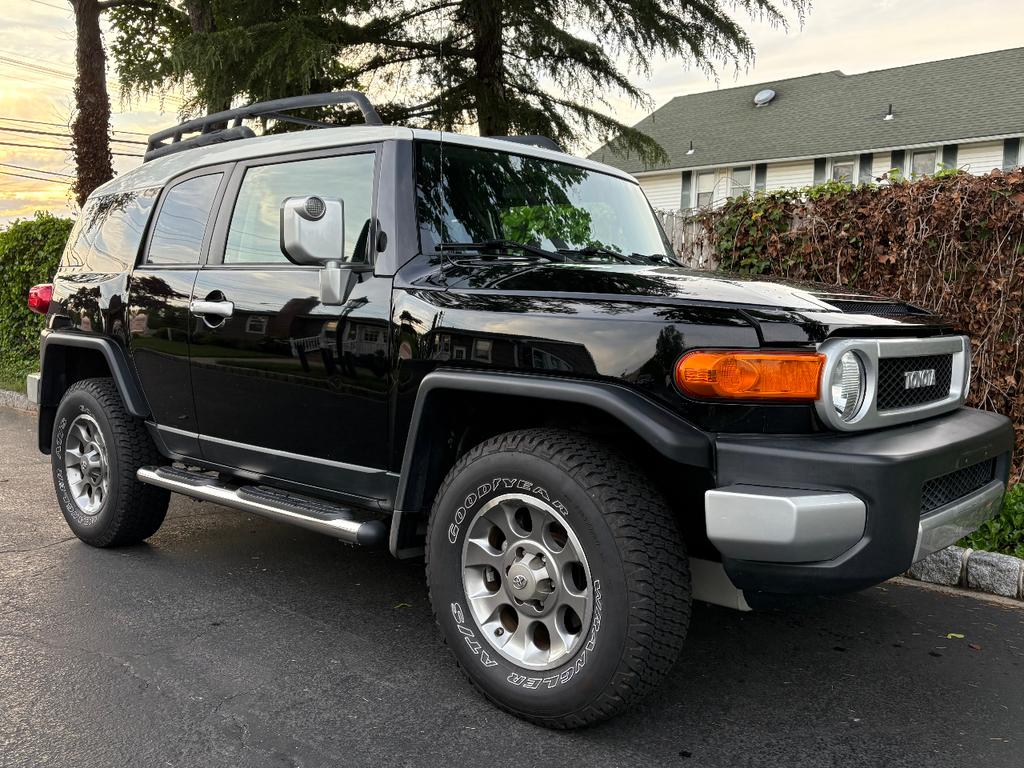 used 2011 Toyota FJ Cruiser car, priced at $23,995