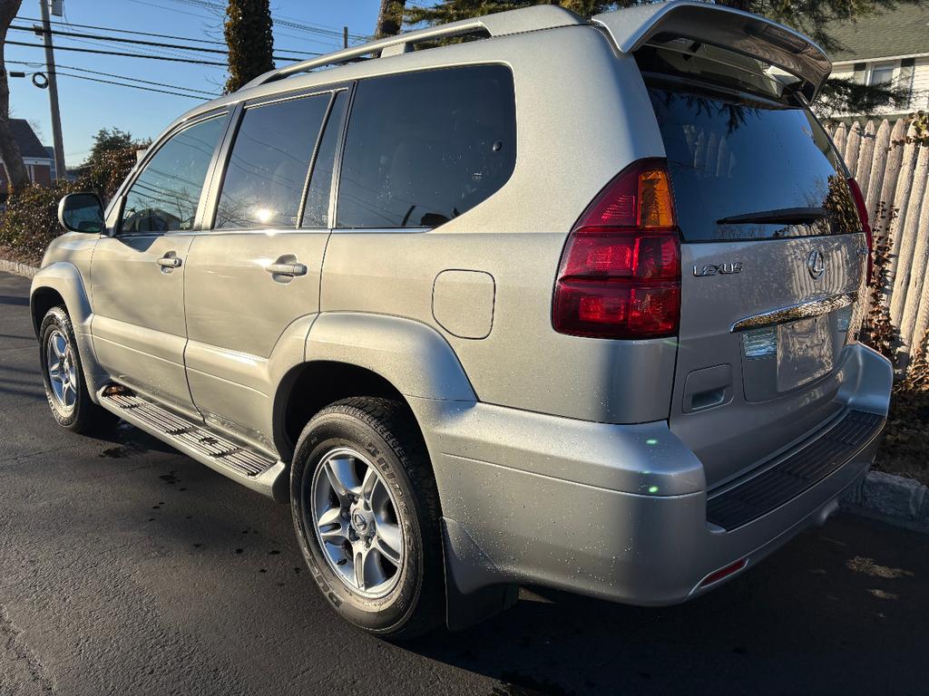 used 2004 Lexus GX 470 car, priced at $19,995