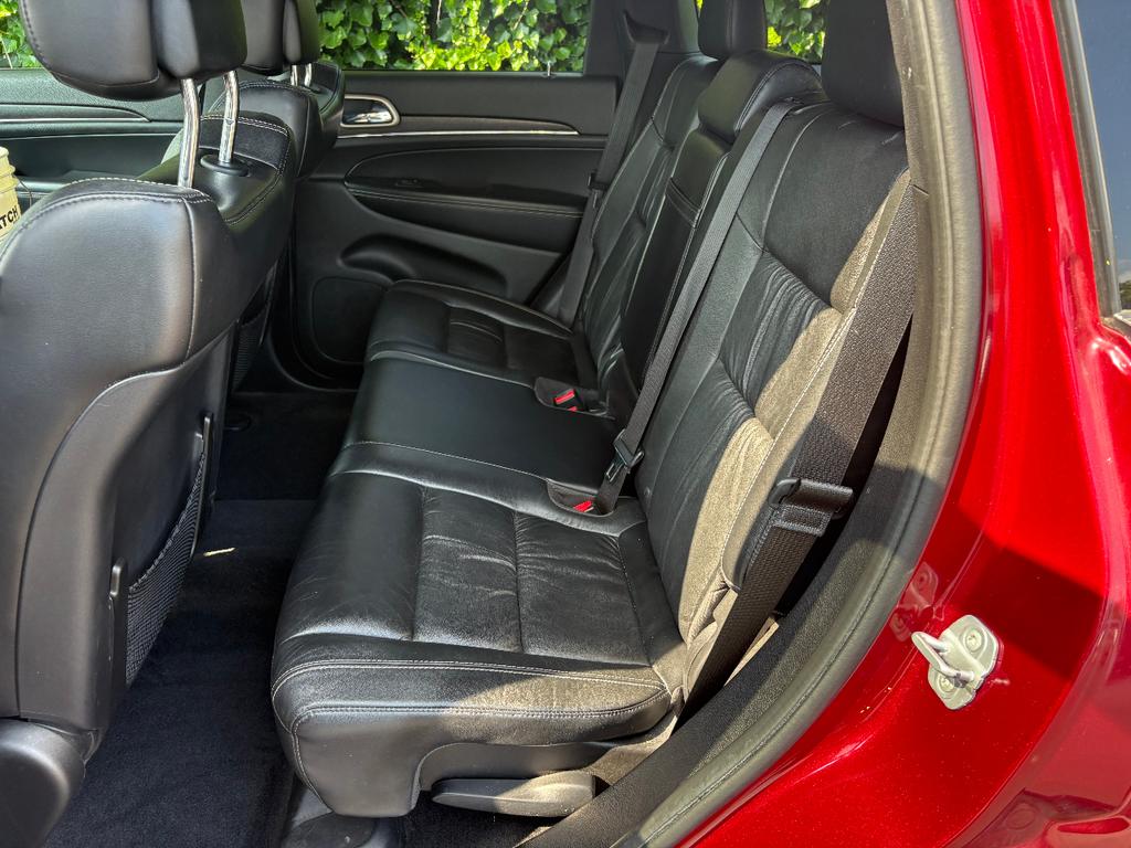 used 2014 Jeep Grand Cherokee car, priced at $17,995