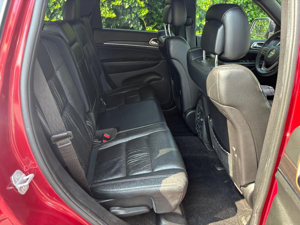 used 2014 Jeep Grand Cherokee car, priced at $17,995