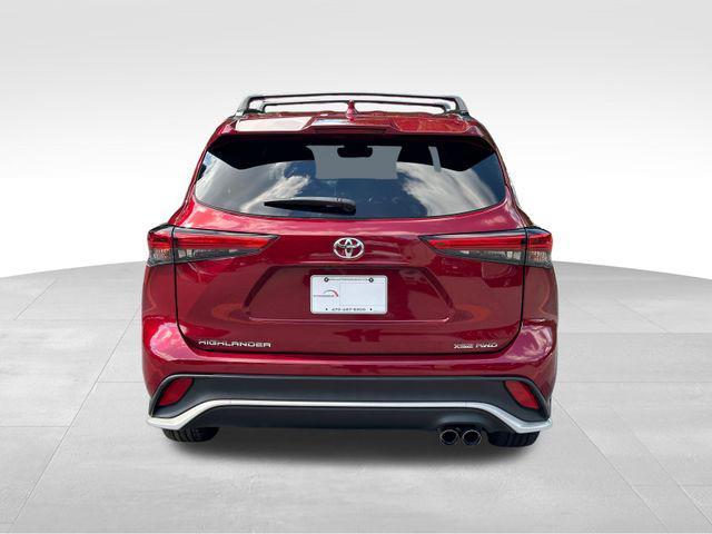 used 2023 Toyota Highlander car, priced at $41,999