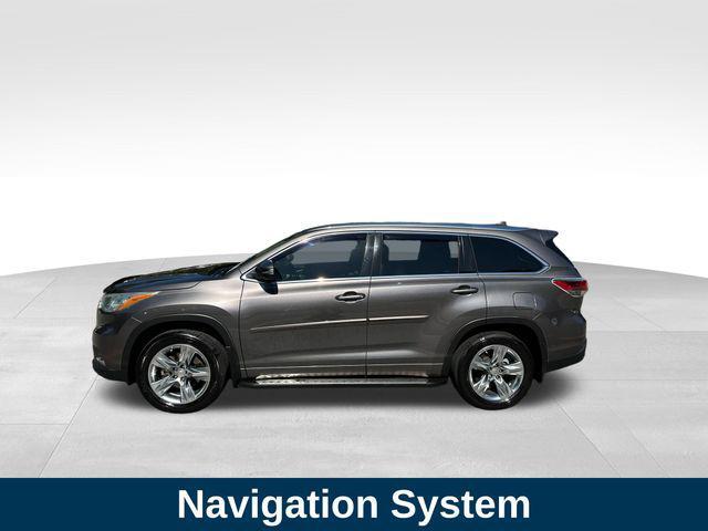 used 2015 Toyota Highlander car, priced at $18,999