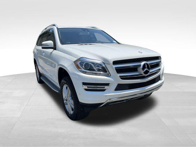 used 2015 Mercedes-Benz GL-Class car, priced at $17,900