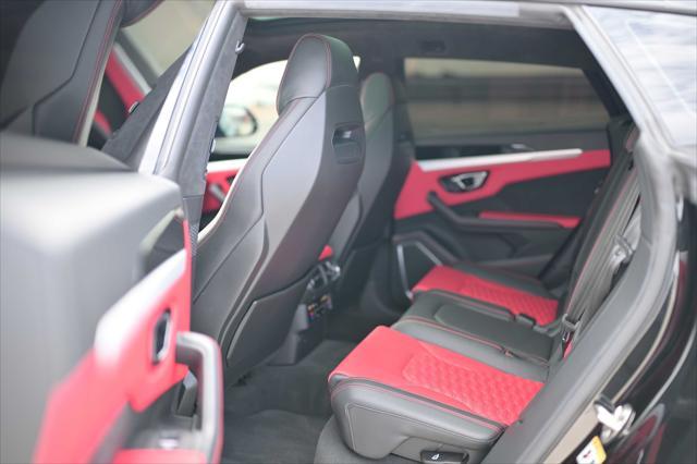 used 2021 Lamborghini Urus car