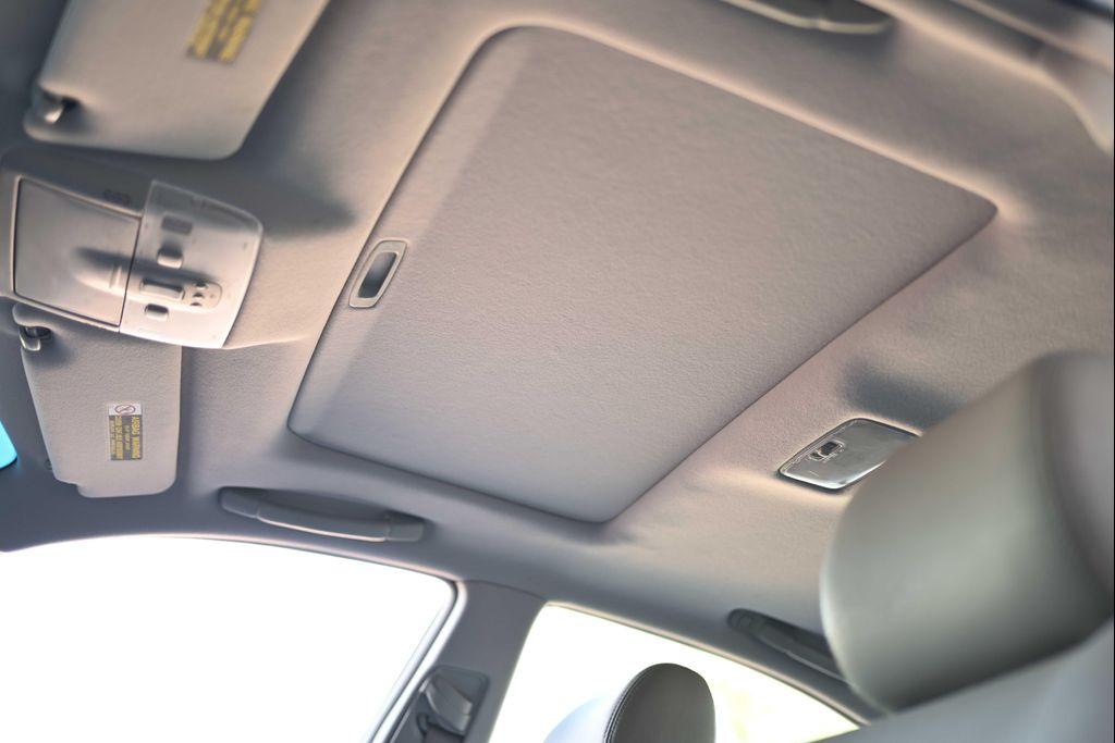 used 2005 Lexus ES 330 car, priced at $8,888