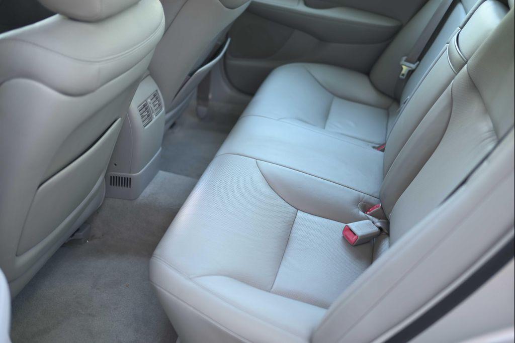 used 2005 Lexus ES 330 car, priced at $8,888