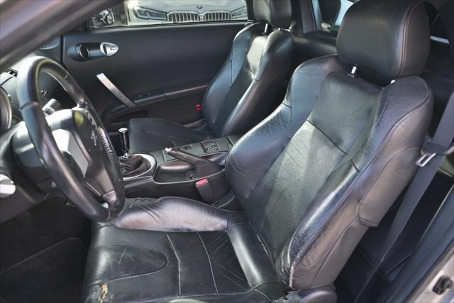 used 2005 Nissan 350Z car